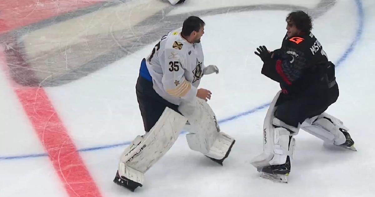 KHL goalie fight-Adam Huska-vs-Andrei Mishurov