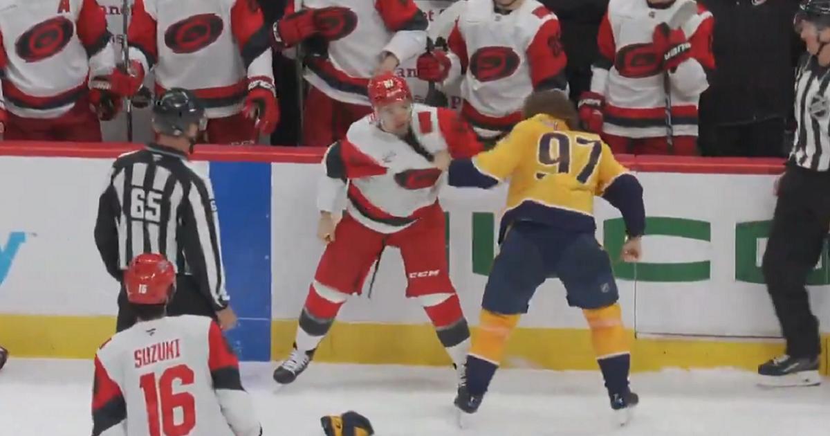 Kevin Labanc drops the gloves with Oasiz Wiesblatt