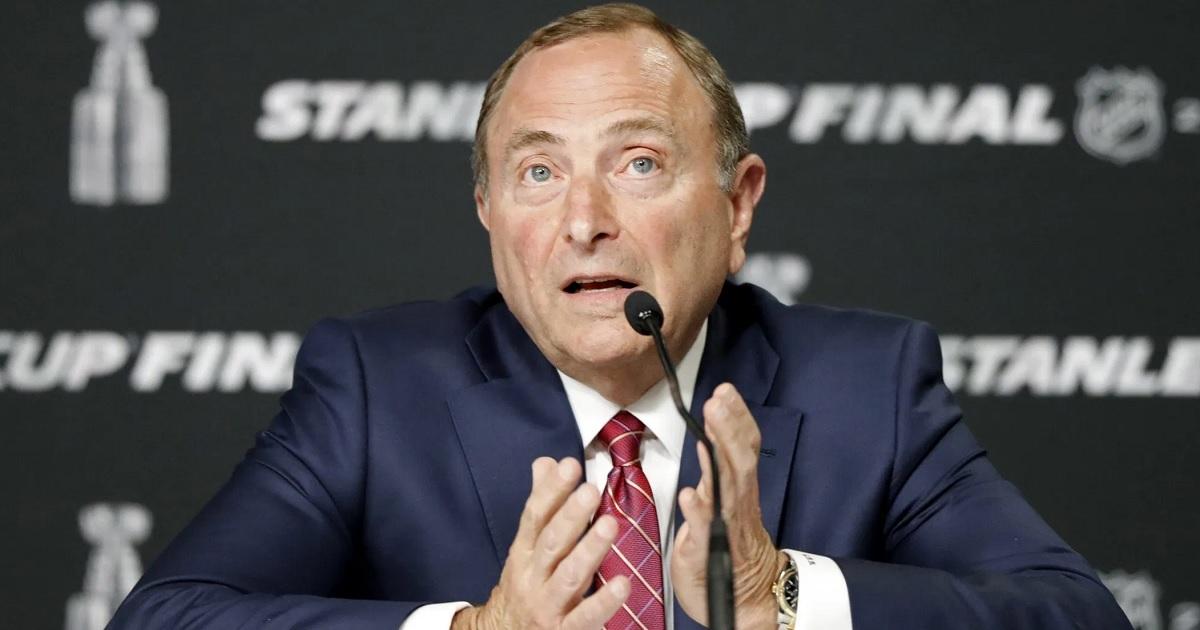 Gary Bettman-Winslow Townson-USA Today Sports