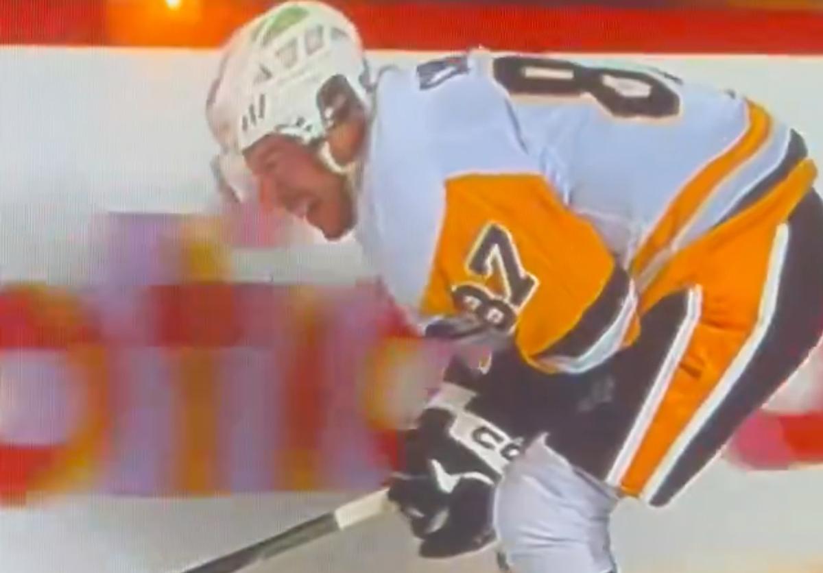 Sidney Crosby feeling the pain. 