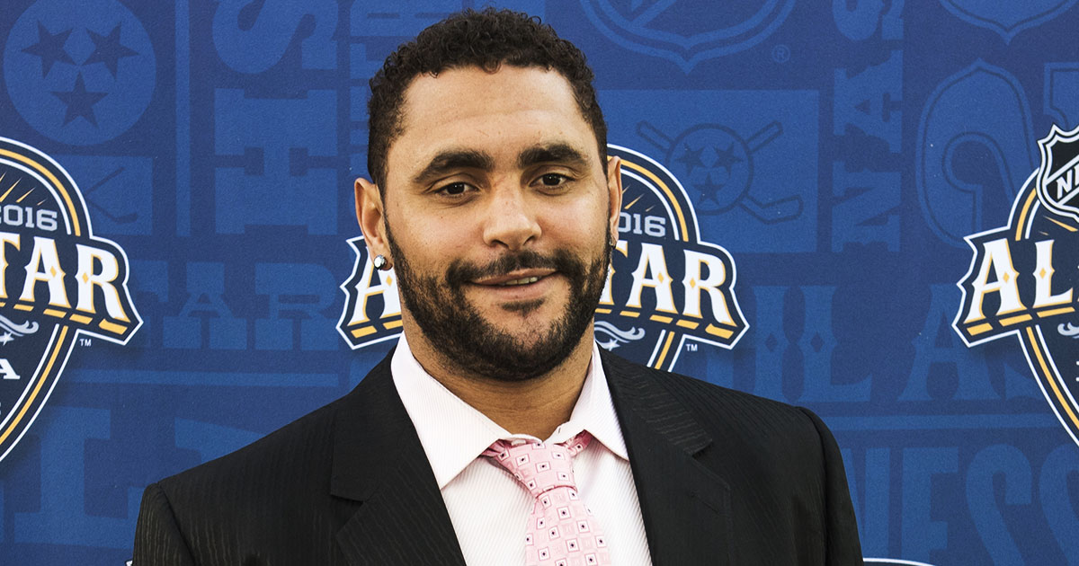 Must See: Byfuglien literally steals an opponent stick!