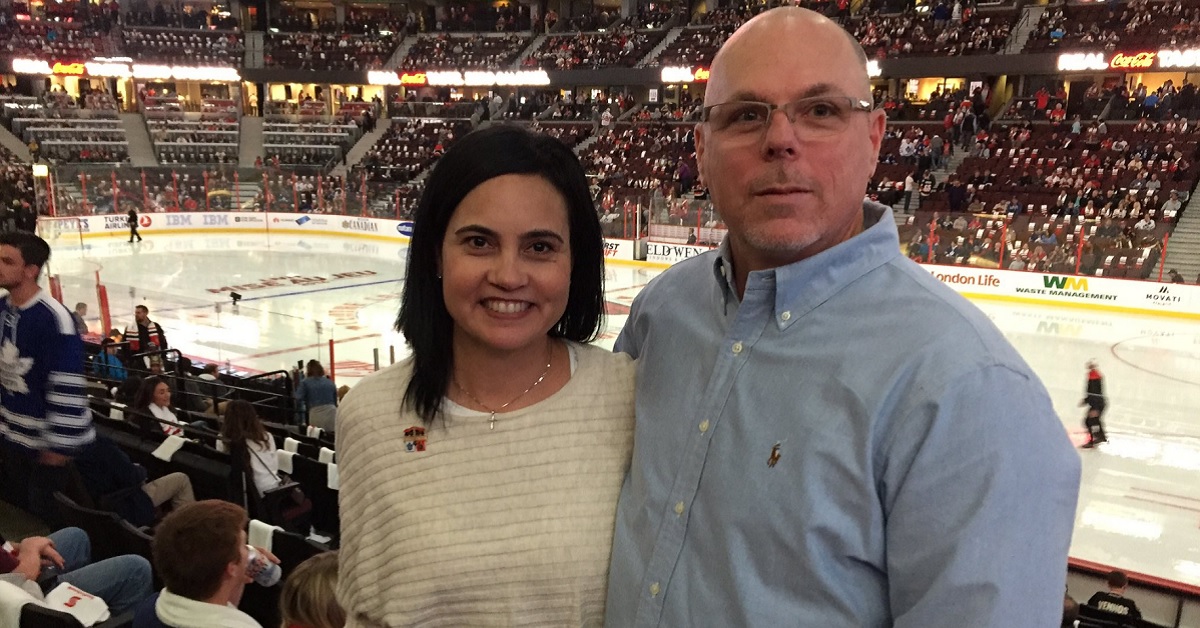 Auston Matthews' Mom reacts to her son's hat trick.