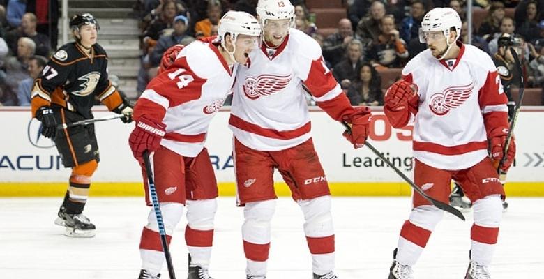 Breaking: Red Wings sign star forward to big extension.