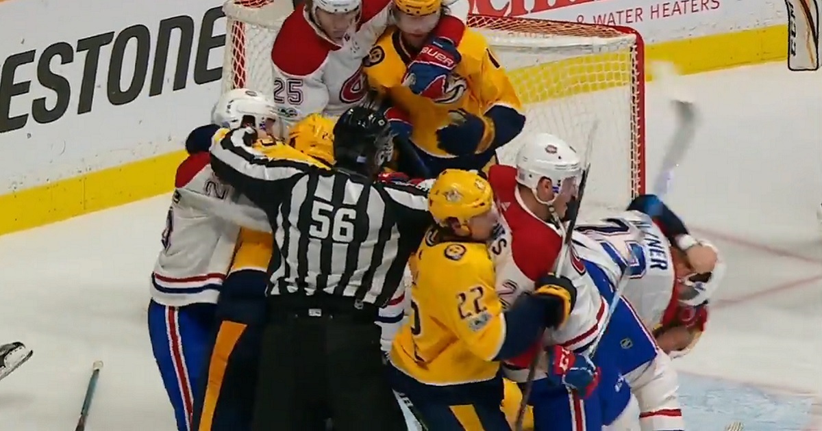 Breaking: Hab &amp; Preds brawl after Rinne shoves Gallagher to the ice.