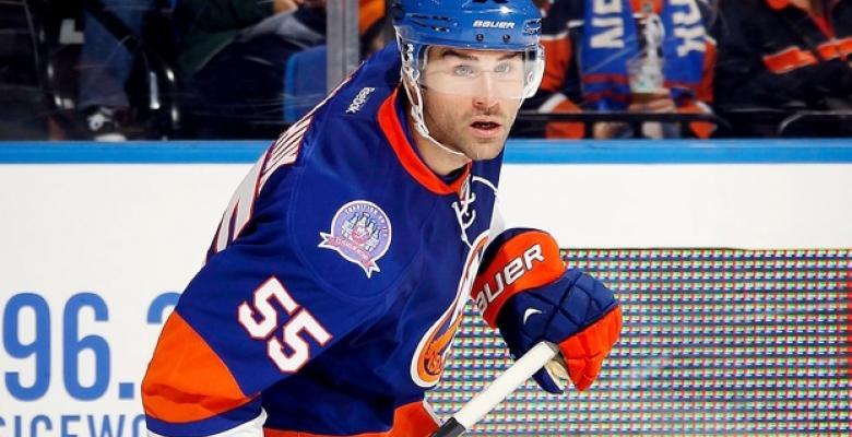 (VIDEO): Johnny Boychuk makes fantastic desperation effort on Ovechkin.