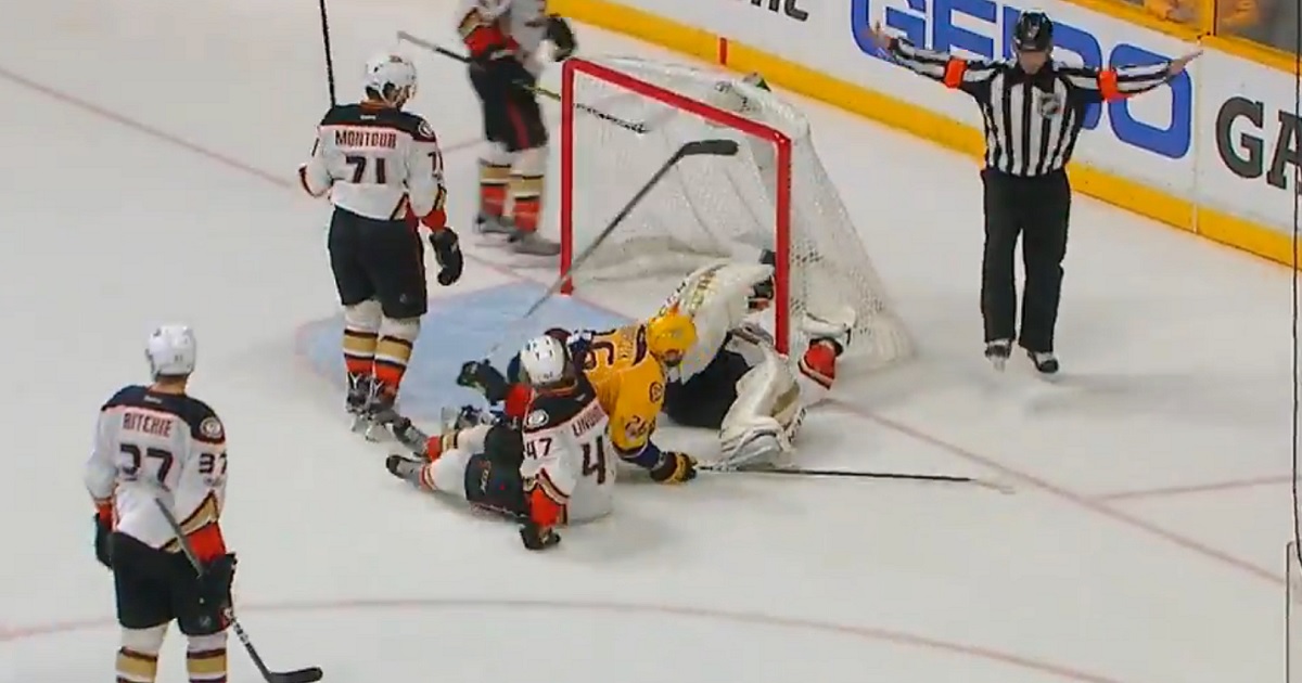 Must see: Predators fans liter the ice after two goals are called in 30 seconds!