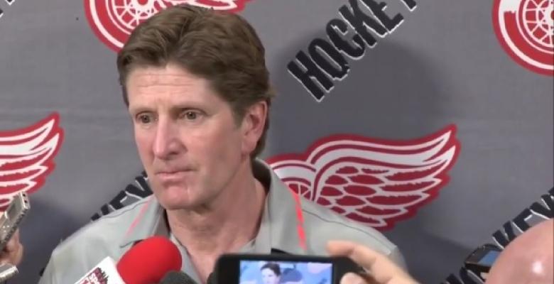 VIDOE: Mike Babcock's emotional press conference in Detroit.