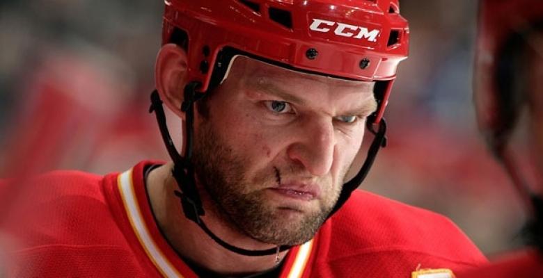 Report: Stellar D-Man announces his retirement following last game.