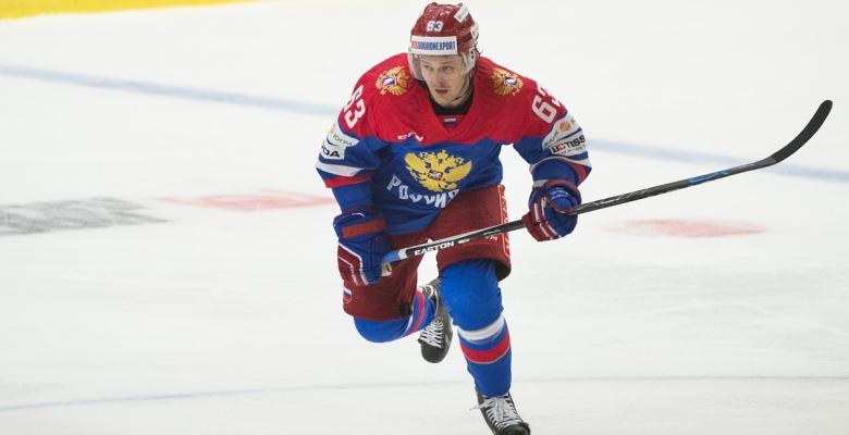 Team Russia forward scores a ridiculous goals just prior to World Cup tournament.