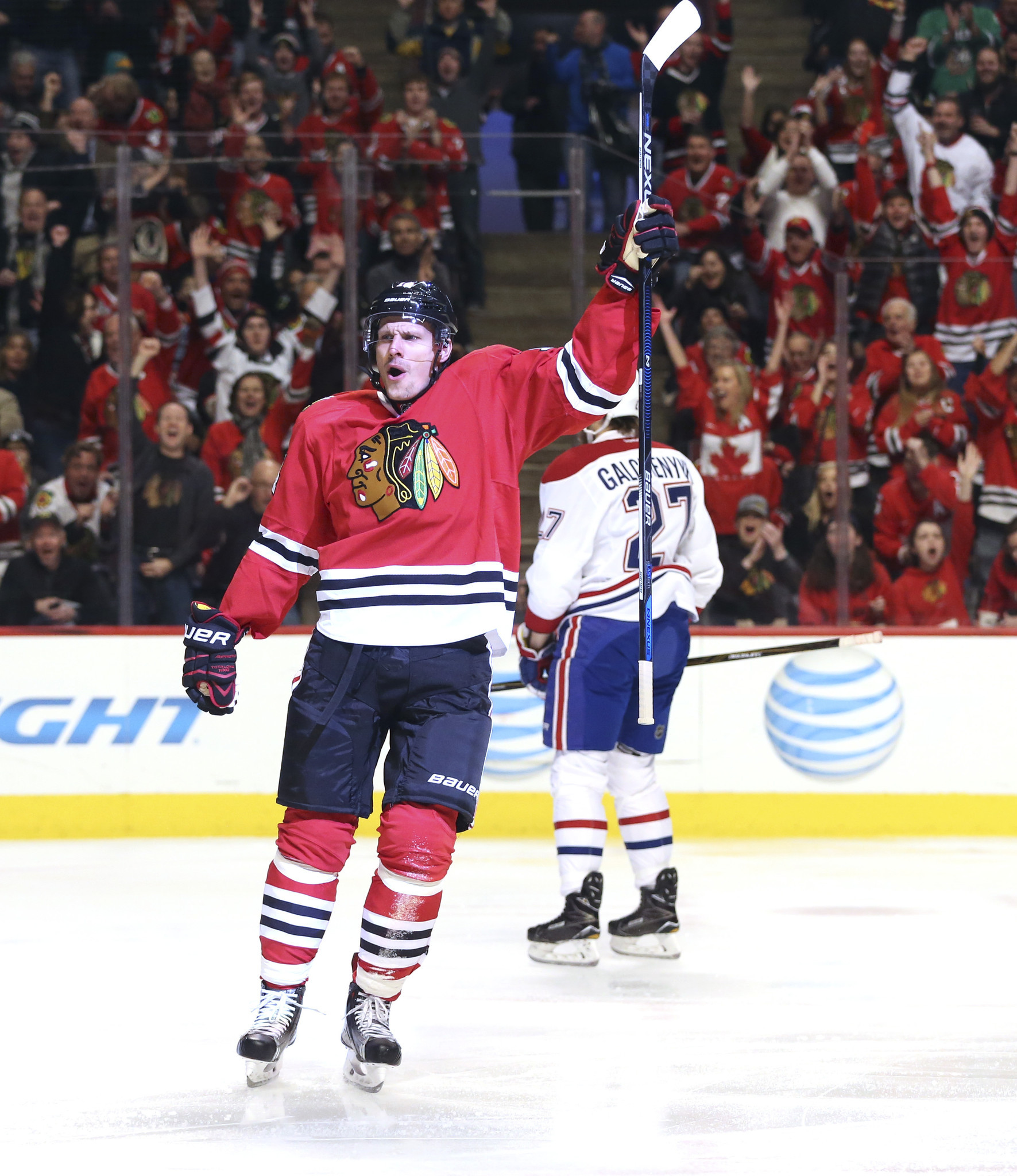 WATCH: Perfect shot from the left circle!