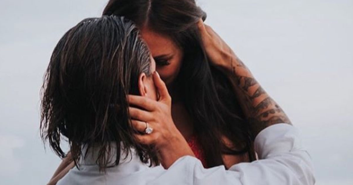 Erik Karlsson posted more photos of his absolutely stunning wife!