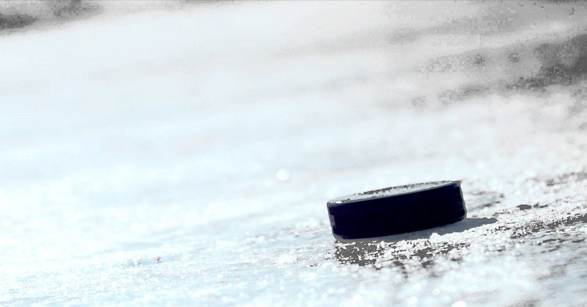 Former AHL forward scores one of the best shootout goals ever. 