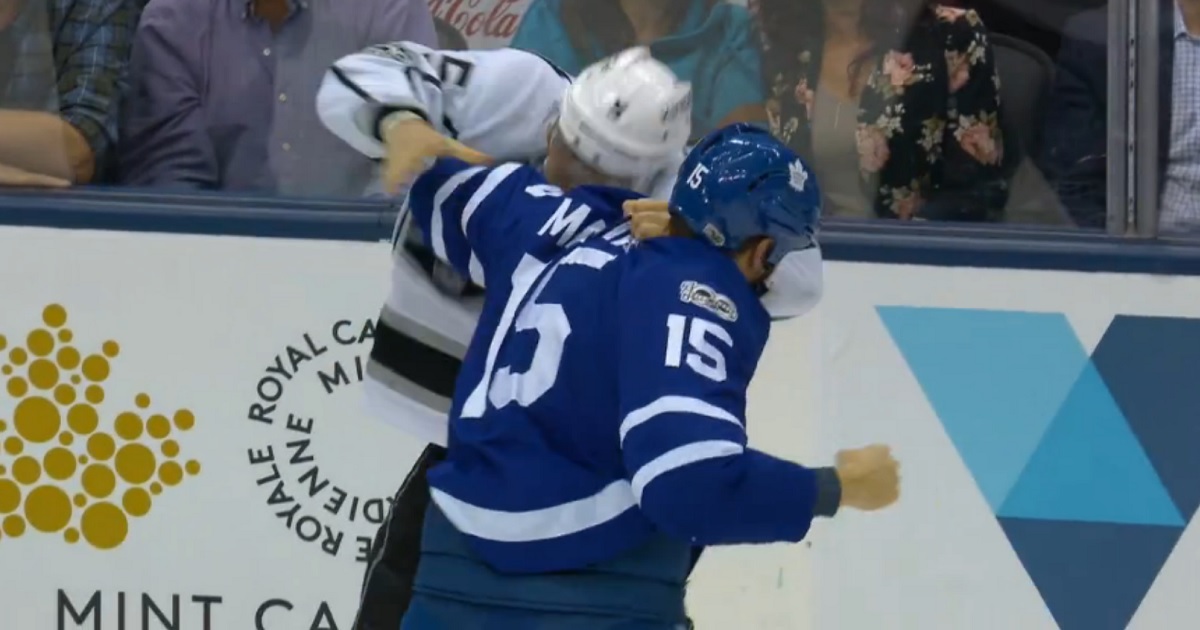 Matt Martin dominates Folin in one-sided fight. 