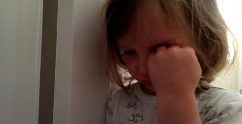 (Video) Little girl is heartbroken over Stanley Cup Finals.