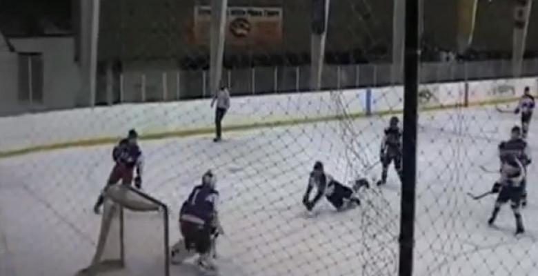 (VIDEO): One-handed 360 spinning dangle leads to diving five-hole finish!