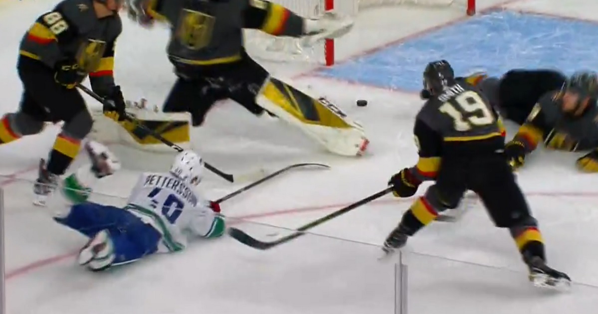 Amazing save from Fleury leads to a diving one handed goal from Elias Pettersson.