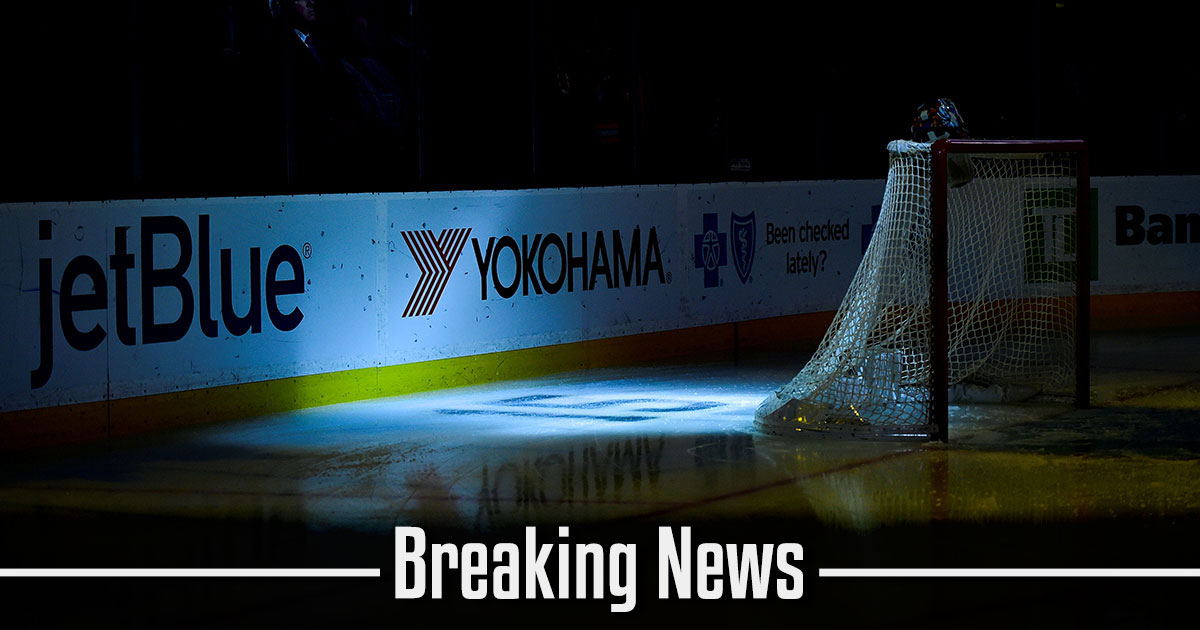 Starting goaltender gets pulled after just 7 minutes of play.