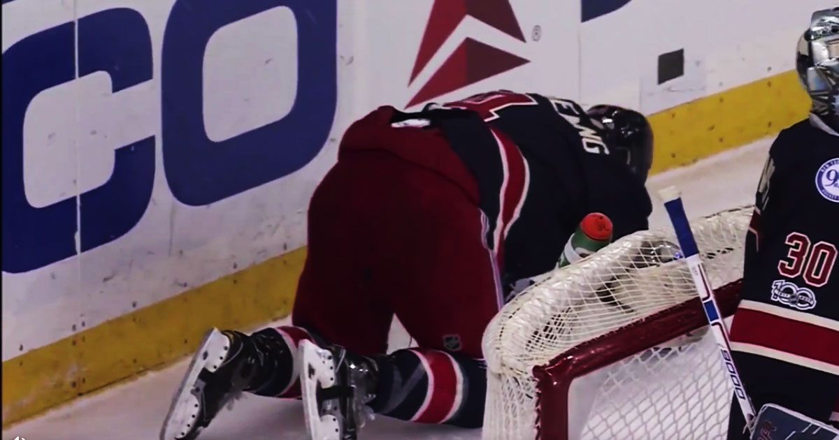 Martin and Soshnikov team up to annihilate Clendening!