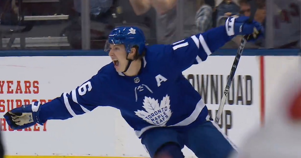 Maple Leafs and Hurricanes put up 14 goals in wild afternoon shootout. 