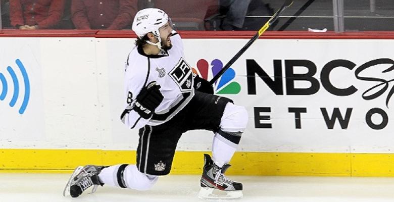 Video: Drew Doughty goes 5 hole...... from center ice.