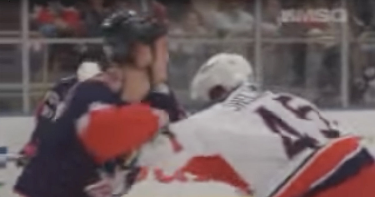 Gotta see it: Jody Shelley vs Colton Orr Feb 24, 2007
