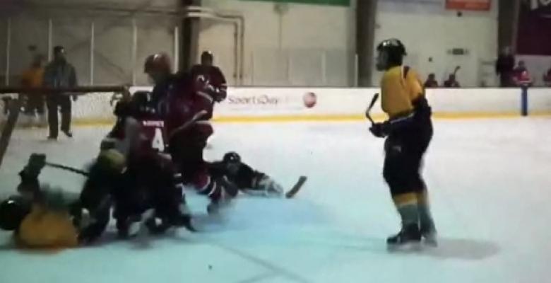 (VIDEO): Young player is intentionally kicked with a skate after the play.