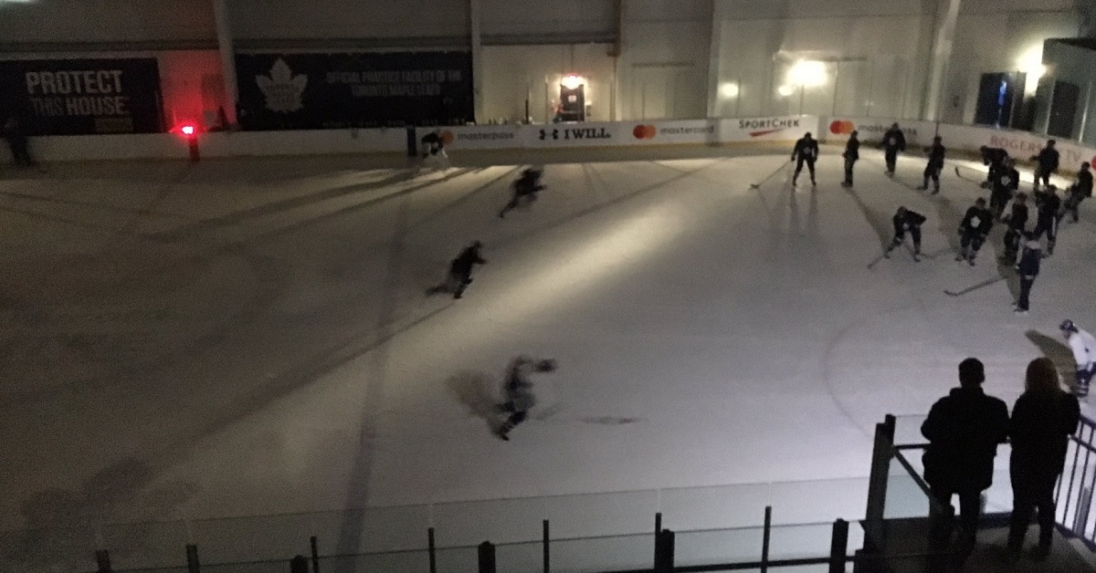 Video: Lights go out at Leafs practice, but Babcock cuts his players no slack!