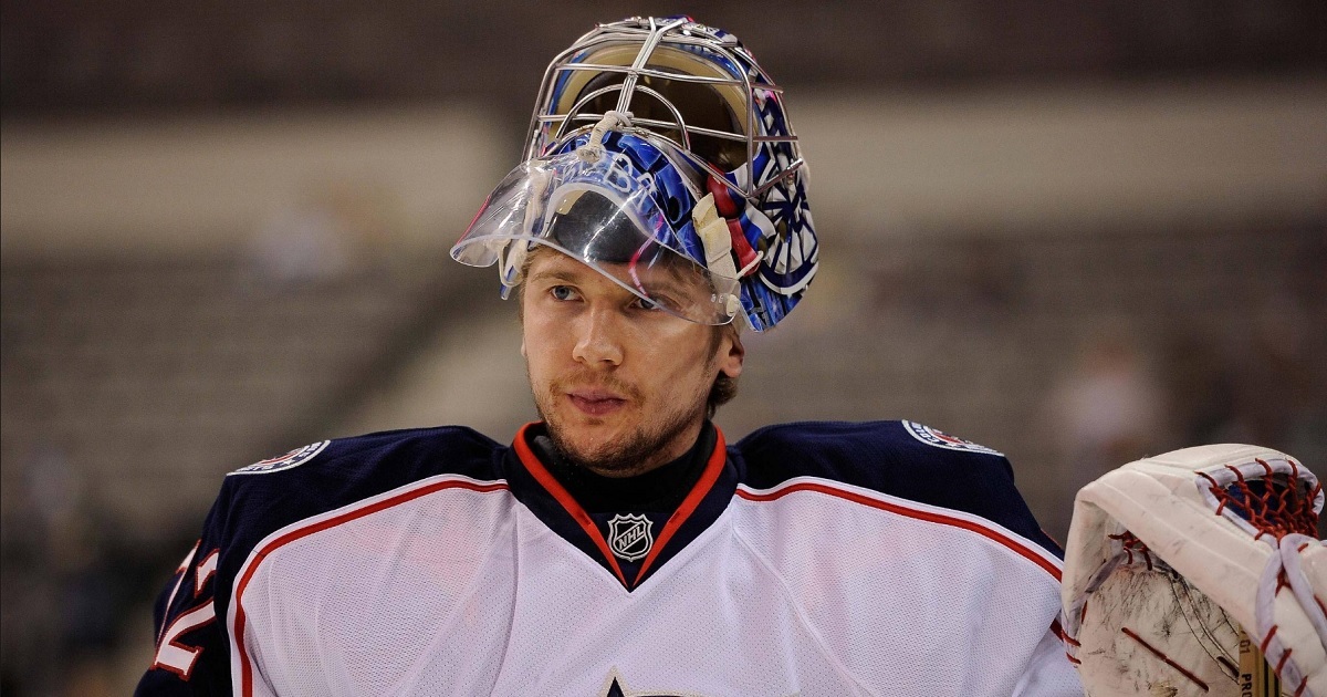 Sergei Bobrovsky drops his stick to make one of the most incredible saves of the year.